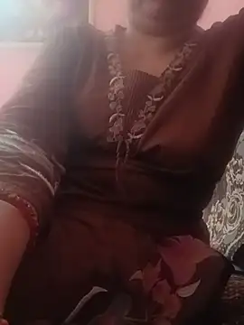 Gujjubhabhi_69 live