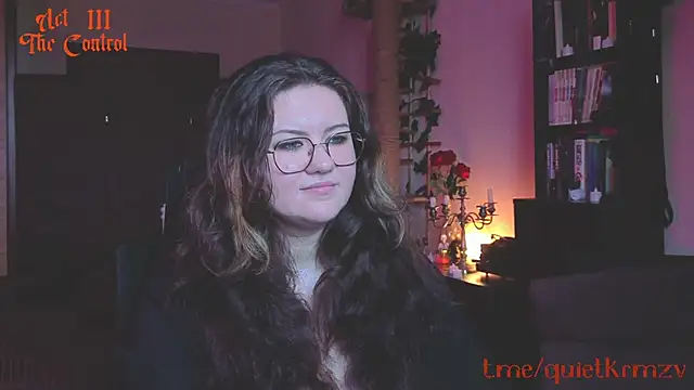 Laura_Karamazov live