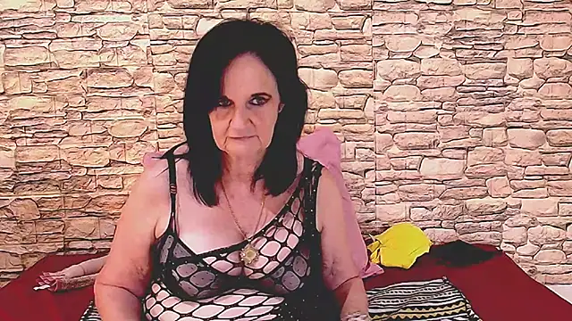 LuciousGrace live