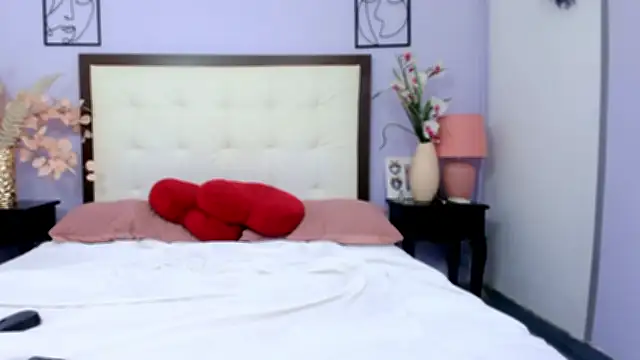 Nina_Hart live