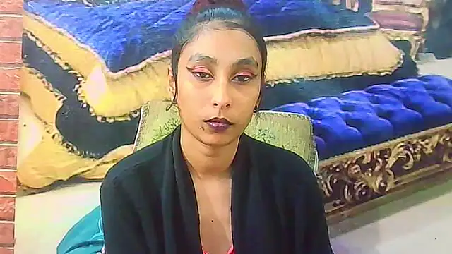 IndianSexyButt live