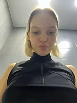 AshleyMur live