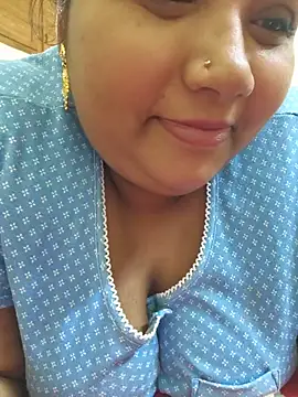 meenaqueen live