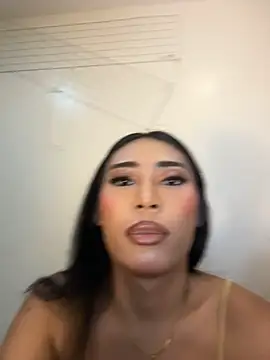 hugecock_tamira live
