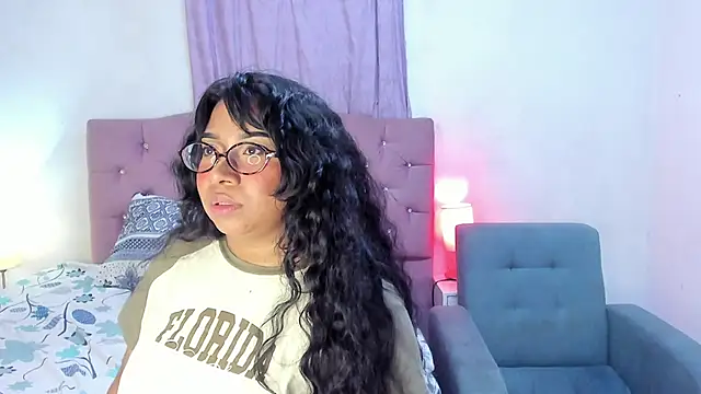 Latinabombsheell live
