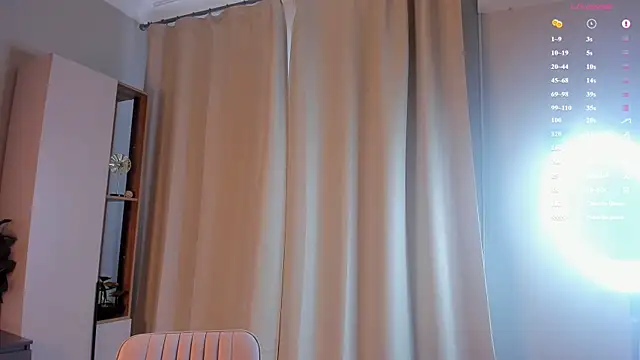 ThersaLayhew live