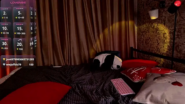 PlayfulPout live