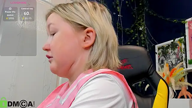 Sara_Robinson live