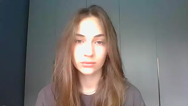 Zulenaa live