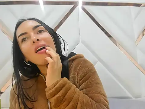 Violett_Bliss live