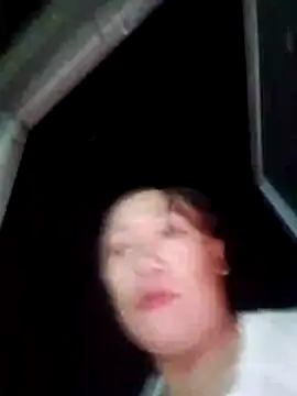 Moon_squirtt live
