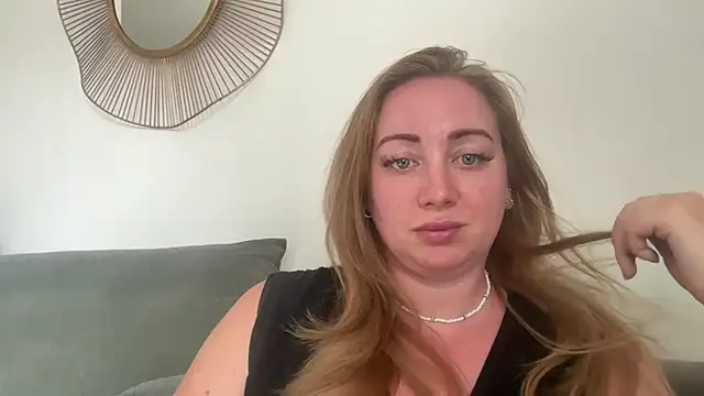 arielsweetieee live