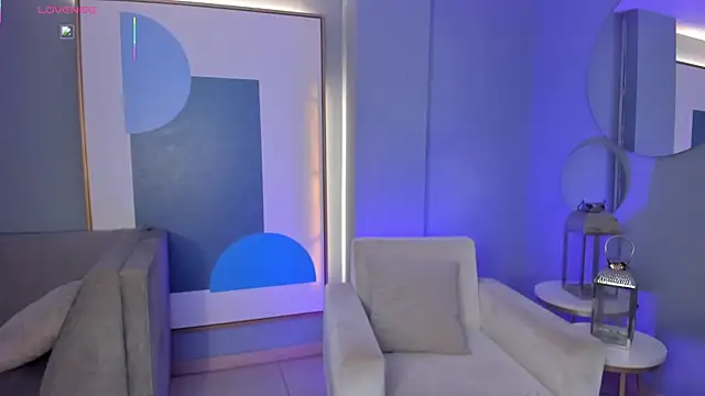 VeronicaBlue live