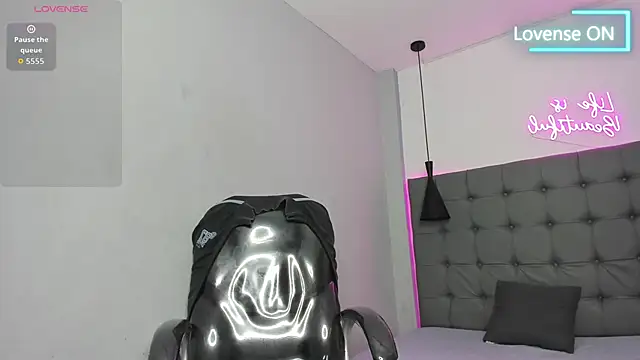 scarletcherry18 live