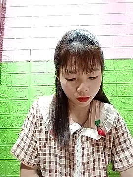 AmyLinee01 live