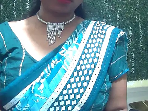 Ruhi_Hotty live