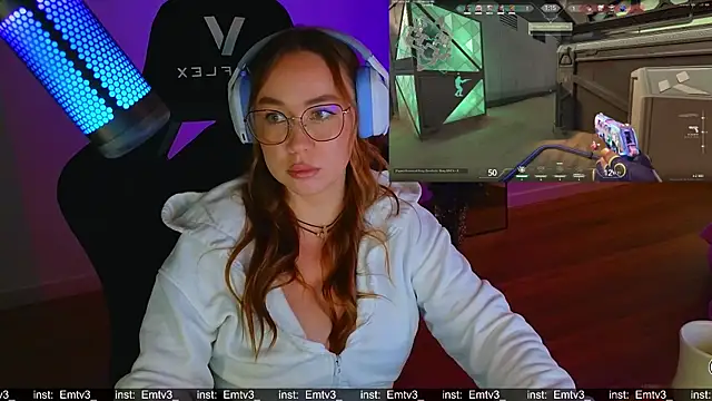 Emili1- live