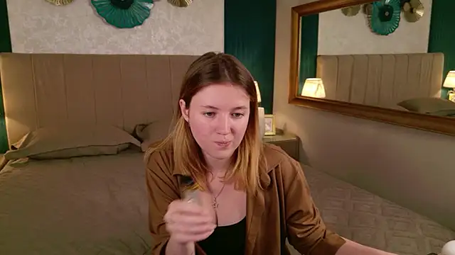 Laura_Stellar live