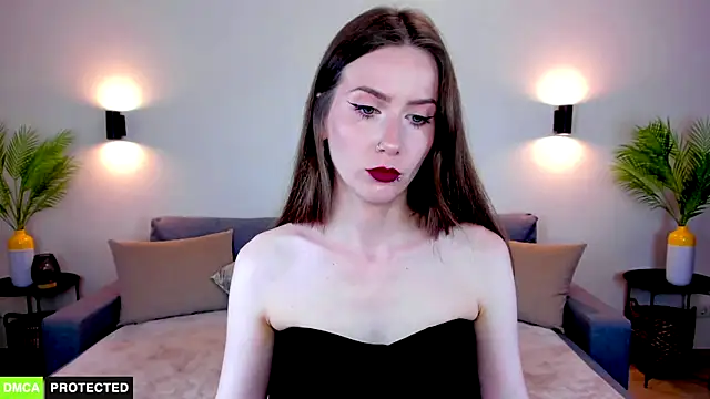 TheWoman__ live