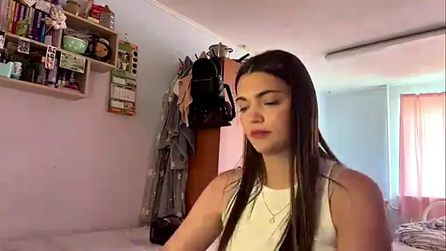 Ameliamali live
