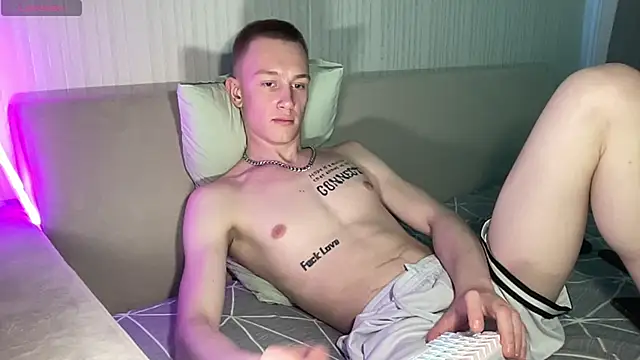 Travis_Gracile live