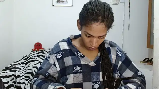 angelamarie1 live