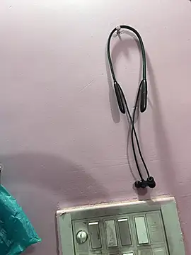 Sexy_vanshika01 live
