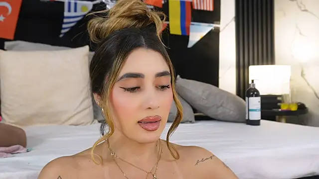 Annyy_Rosse live
