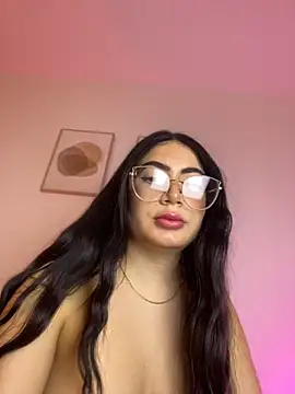 Mia_222 live