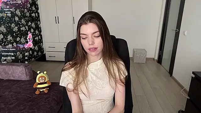 NeidaGowing live