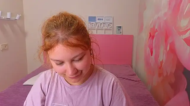 AngelinaLow live