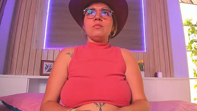 Sarah_miel live