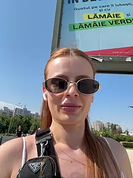 uhlala__ live