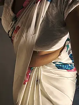 DIRTYSECRET_QUEEN_07 live