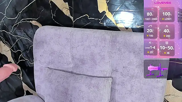 abby_blond1 live