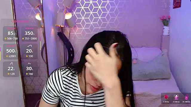 Victoria_Pivet live