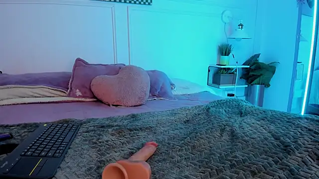 Zoe_Lynch_ live