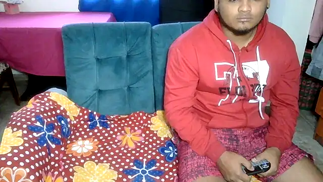 Boycuriousxxx live