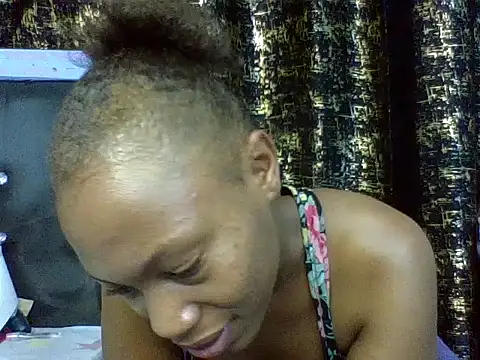 Lovey_daisy15 live