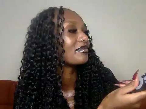 mavelous_mia live