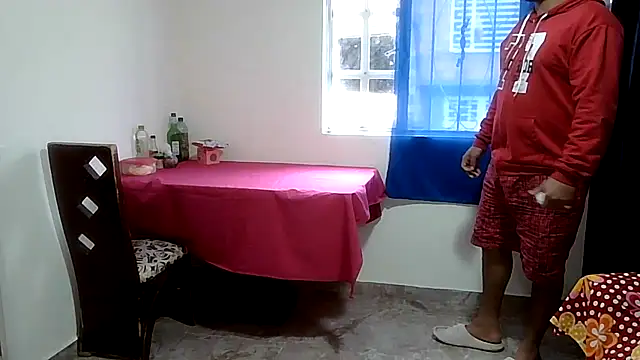 Boycuriousxxx live