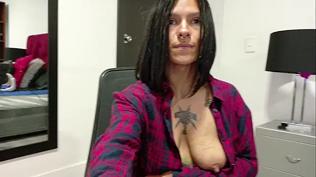 Amelie_Blake live