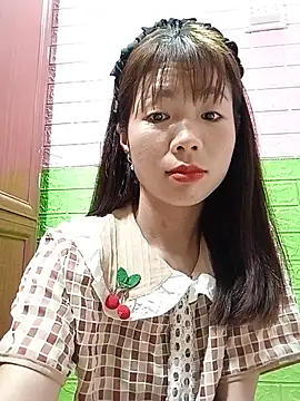 AmyLinee01 live