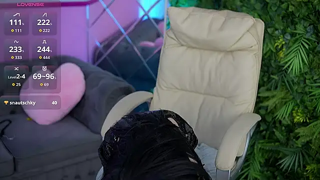 EmilyyMoon live