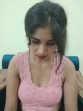 Naughty_Kiara_ live