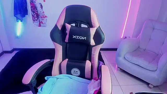 Alice_Roosee live