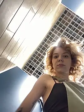 Sweety_Risk live