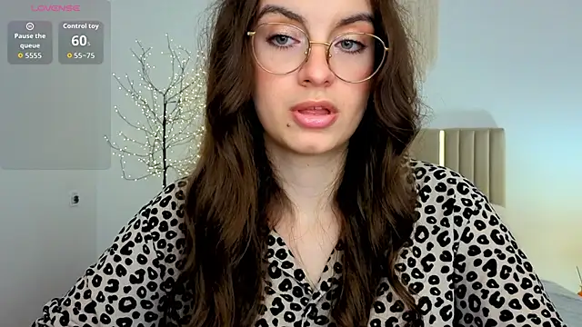 Real_cutie1 live