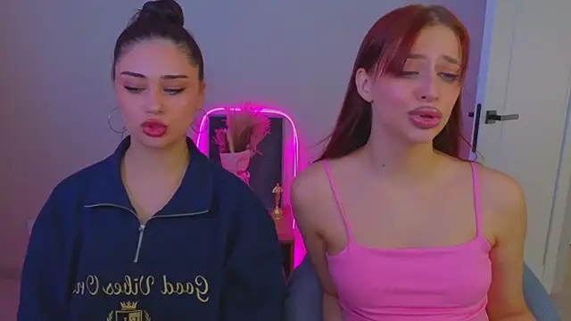 Sofia_Plump live