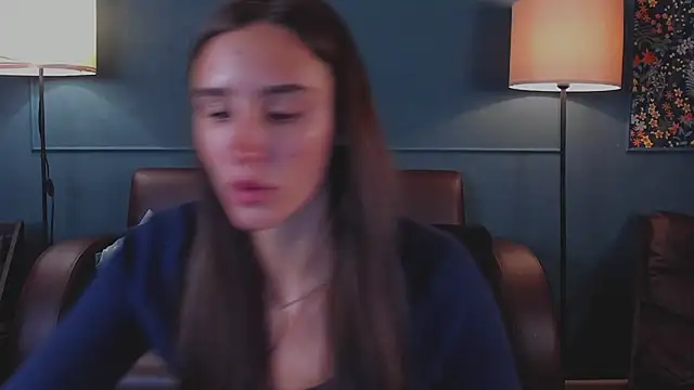 NicoleWells22 live